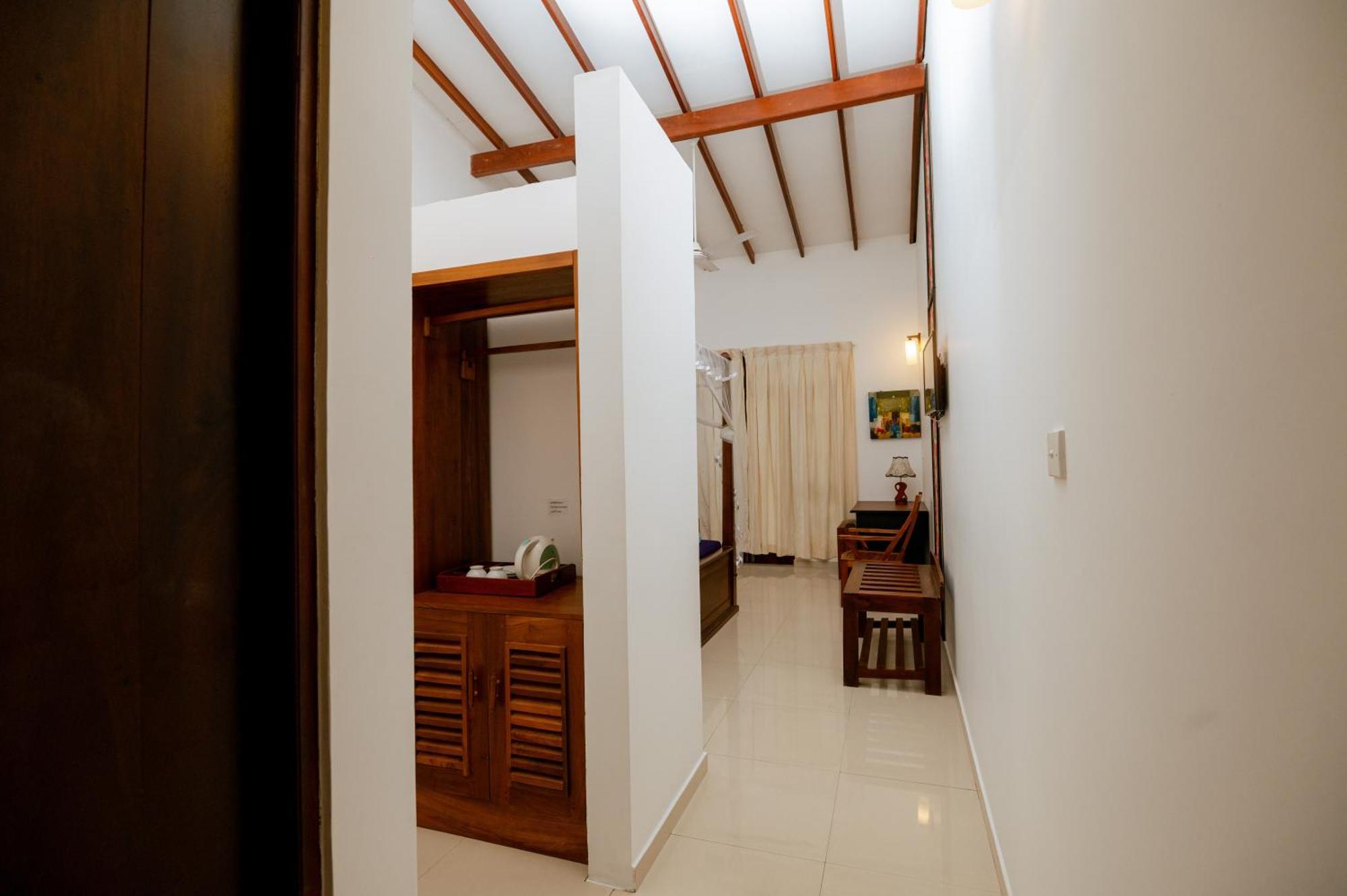 Prince Beach Hotel Bentota Exteriér fotografie