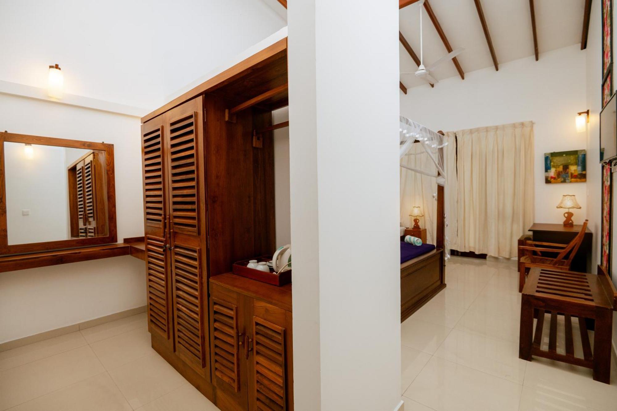 Prince Beach Hotel Bentota Exteriér fotografie