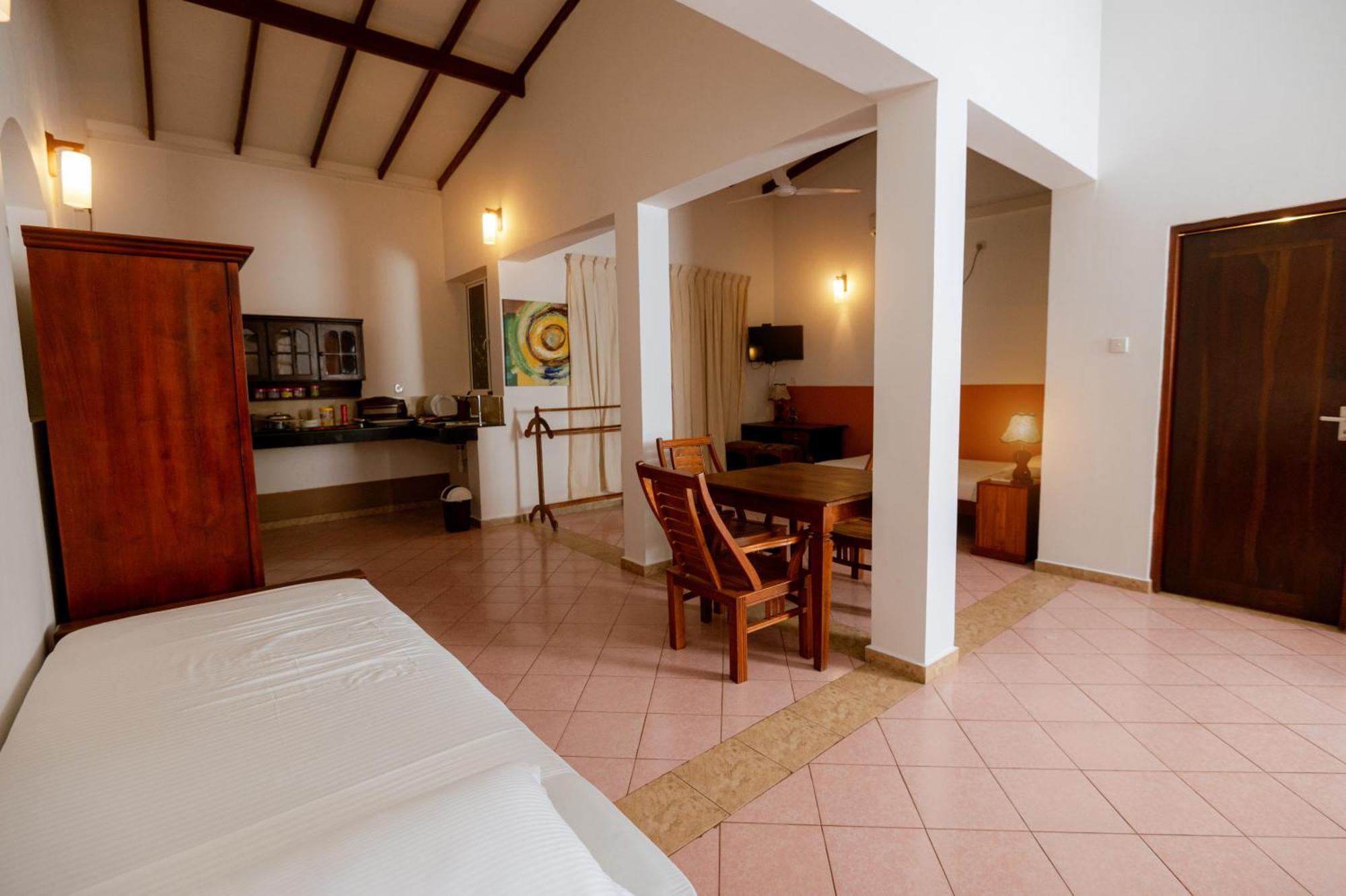 Prince Beach Hotel Bentota Exteriér fotografie