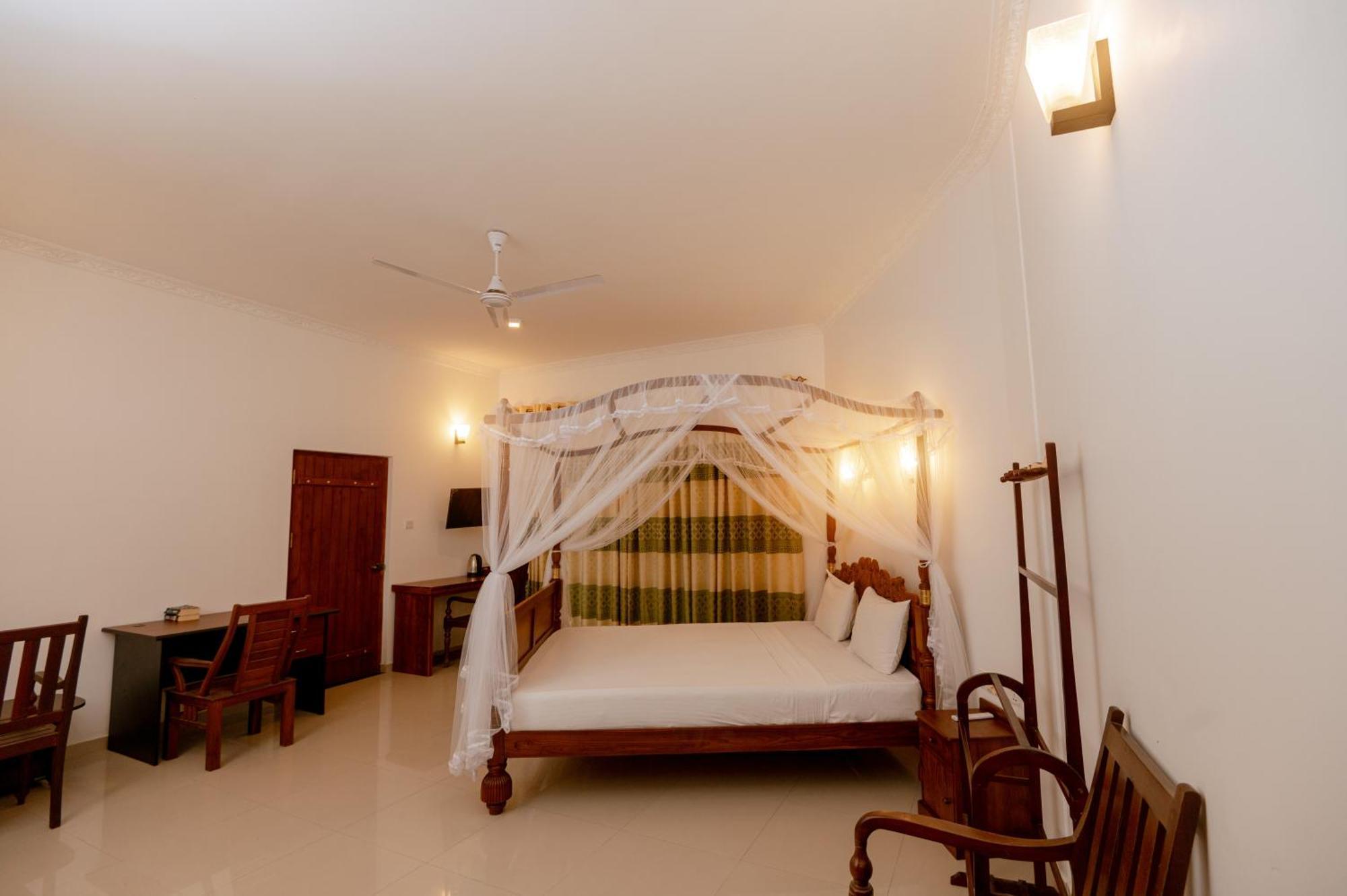 Prince Beach Hotel Bentota Exteriér fotografie
