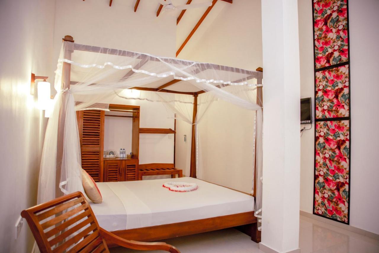 Prince Beach Hotel Bentota Exteriér fotografie